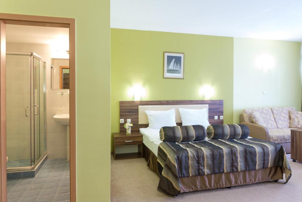 Regata Palace Hotel Sluneční pobřeží Exteriér fotografie