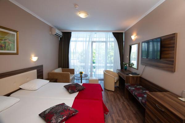 Regata Palace Hotel Sluneční pobřeží Exteriér fotografie